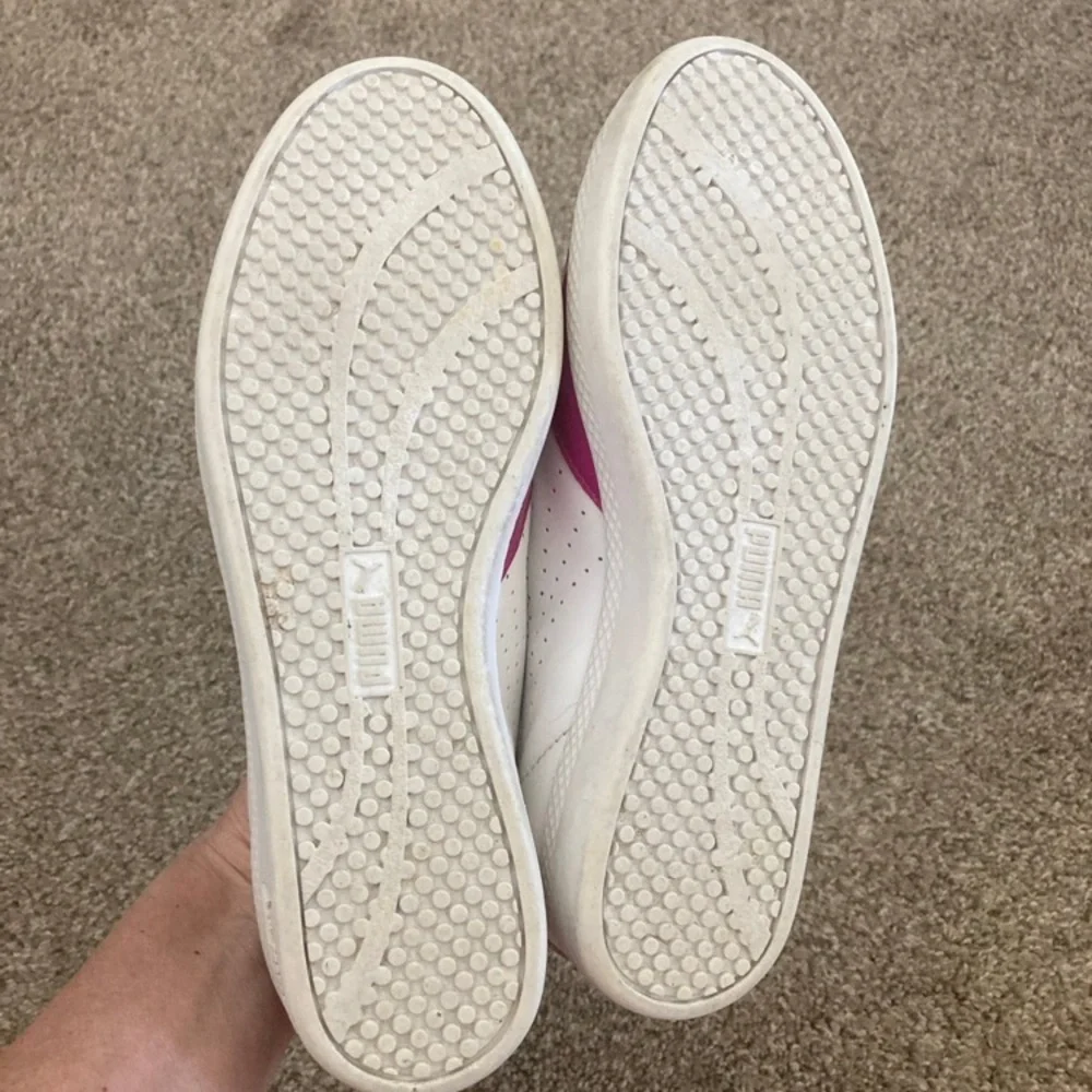 Puma Women's White and Pink Sneakers - Picture 8 of 10